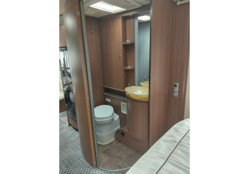 Integral Motorhome BURSTNER Aviano i727 en Sale Occasion