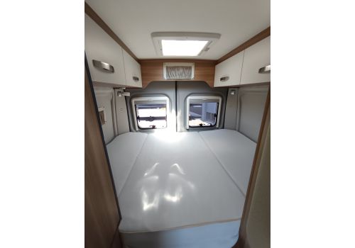 Camper Van WEINSBERG Carabus en Sale Occasion
