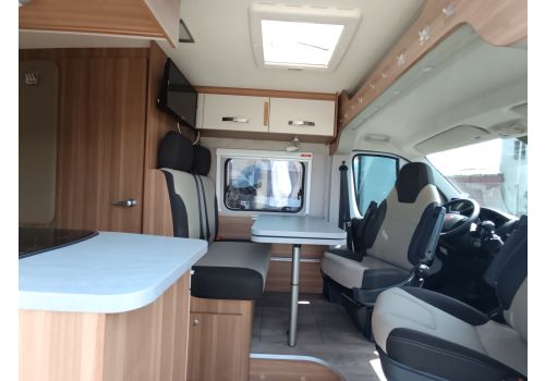 Camper Van WEINSBERG Carabus en Sale Occasion