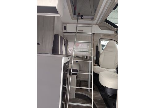 Camper Van ROLLER TEAM Livingstone K2 Sport en Sale Occasion