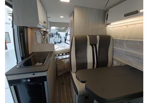Camper Van ROLLER TEAM Livingstone K2 Sport en Sale Occasion