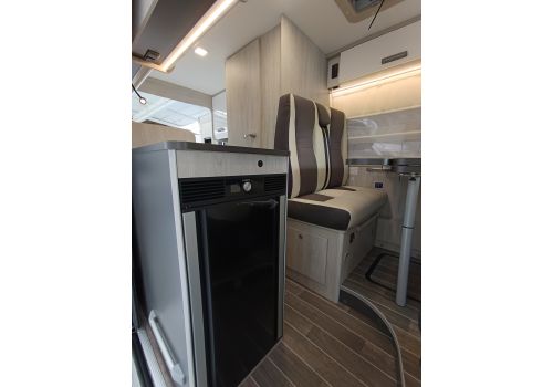 Camper Van ROLLER TEAM Livingstone K2 Sport en Sale Occasion