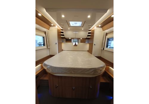 Integral Motorhome CARTHAGO chic e-line I 64 XL QB en Sale Occasion
