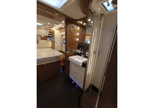 Integral Motorhome CARTHAGO chic e-line I 64 XL QB en Sale Occasion