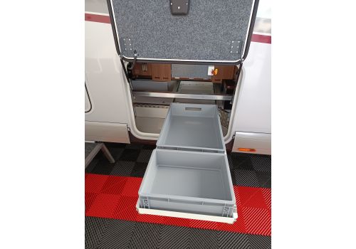 Integral Motorhome CARTHAGO chic e-line I 64 XL QB en Sale Occasion