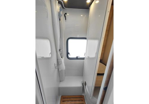 Integral Motorhome DETHLEFFS Globebus I1 en Sale Occasion