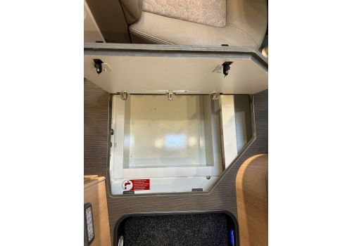 Integral Motorhome CARTHAGO C-Tourer I 150 QB en Sale Occasion