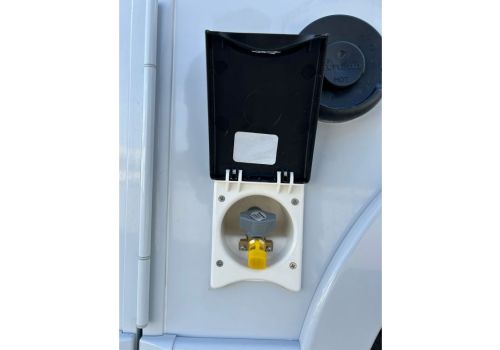 Low Profile Motorhome ROLLER TEAM Kronos 291 TL FIT en Sale Occasion
