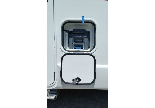 Integral Motorhome RAPIDO 854F en Sale Occasion
