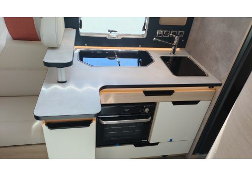 Integral Motorhome RAPIDO 854F en Sale Occasion