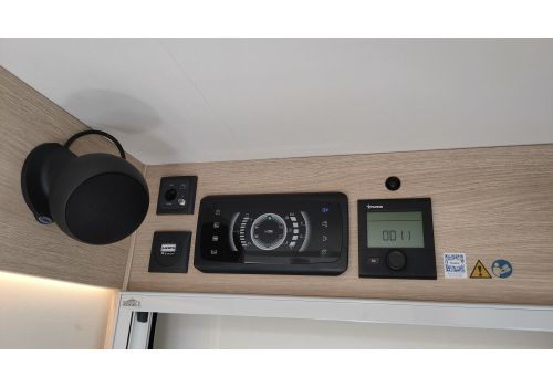 Integral Motorhome RAPIDO 854F en Sale Occasion