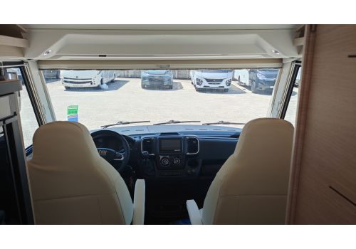 Integral Motorhome RAPIDO 854F en Sale Occasion
