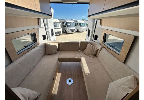 Camper Van DREAMER Living Van Select en Catalog