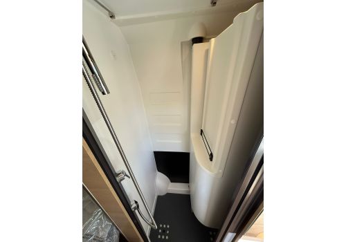 Camper Van DREAMER D43 Up Select en Catalog