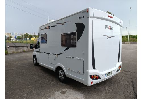 Low Profile Motorhome PILOTE P600 en Sale Occasion