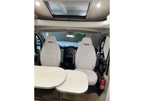 Low Profile Motorhome PILOTE P600 en Sale Occasion