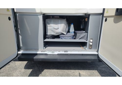 Camper Van RAPIDO V55 en Sale Occasion
