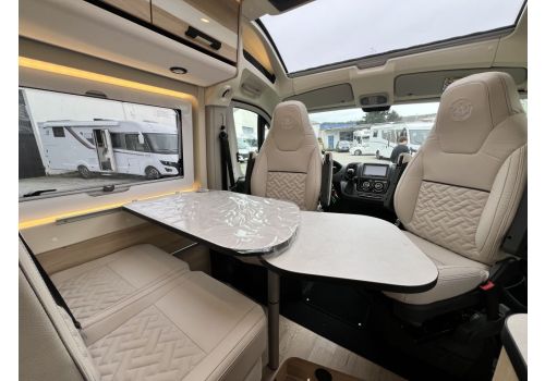 Camper Van DREAMER D55+ Select en Catalog