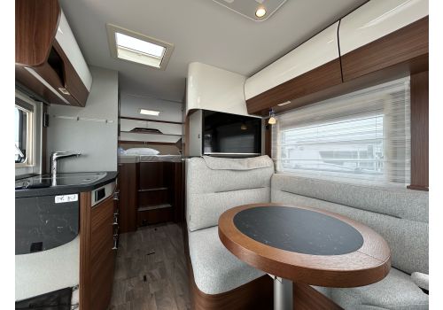 Integral Motorhome HYMER MC I 580 en Sale Occasion