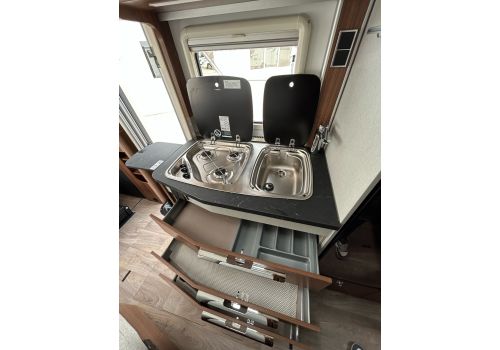 Integral Motorhome HYMER MC I 580 en Sale Occasion