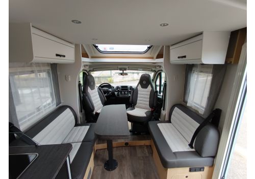 Low Profile Motorhome SUNLIGHT T 69 LC Adventure Edition en Catalog