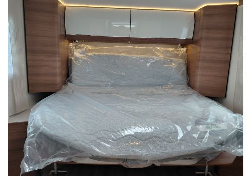 Low Profile Motorhome RAPIDO 696F en Catalog