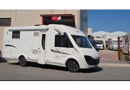 MC LOUIS Nevis 880G · Integral Motorhome used