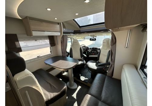 Low Profile Motorhome ROLLER TEAM 398 XLB Special Edition en Sale Occasion