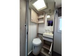 Low Profile Motorhome CHALLENGER 398 XLB Special Edition in Sale Occasion