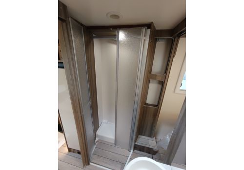 Low Profile Motorhome ROLLER TEAM Kronos 266 TL Spring Edition en Sale Occasion
