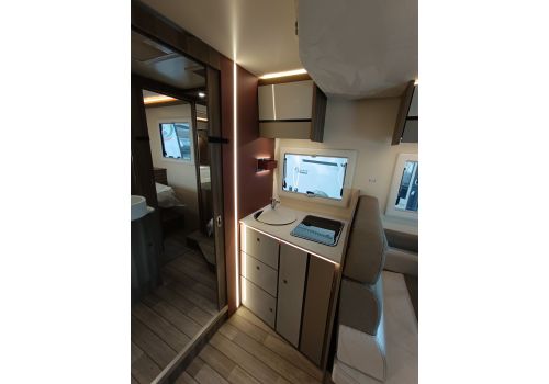 Low Profile Motorhome ROLLER TEAM Kronos 266 TL Spring Edition en Sale Occasion