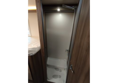 Low Profile Motorhome ROLLER TEAM Kronos 284 TL Spring Edition en Sale Occasion