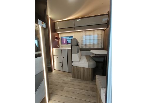 Capuchina Motorhome ROLLER TEAM Kronos 284 M en Catalog