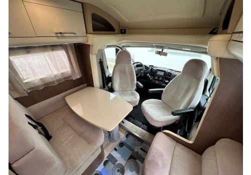Low Profile Motorhome ROLLER TEAM Granduca 285 P en Sale Occasion