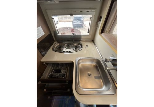 Low Profile Motorhome ROLLER TEAM Granduca 285 P en Sale Occasion