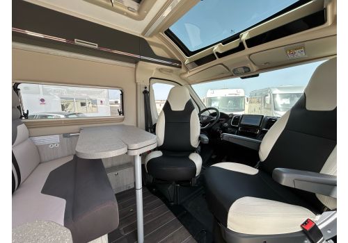 Camper Van ROLLER TEAM Livingstone DUO Advance en Sale Occasion