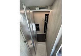 Camper Van ROLLER TEAM Livingstone DUO Advance in Sale Occasion