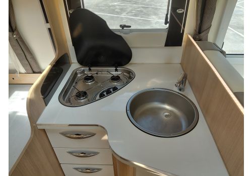 Low Profile Motorhome MC LOUIS MC4 333 en Sale Occasion
