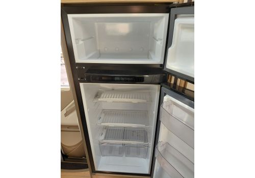 Low Profile Motorhome MC LOUIS MC4 333 en Sale Occasion