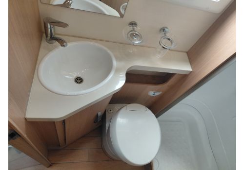 Low Profile Motorhome MC LOUIS MC4 333 en Sale Occasion