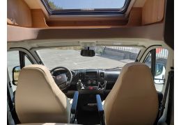 Low Profile Motorhome MC LOUIS MC4 333 in Sale Occasion