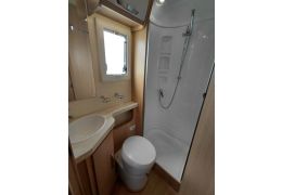 Low Profile Motorhome MC LOUIS MC4 333 in Sale Occasion