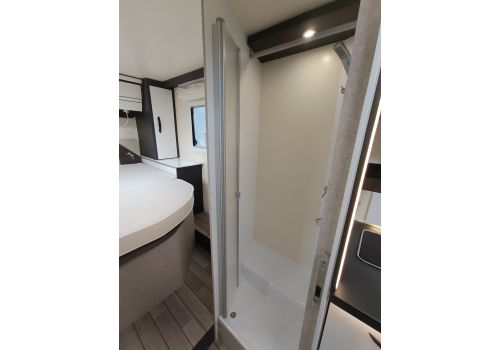 Low Profile Motorhome MC LOUIS MC4 379 en Sale Occasion