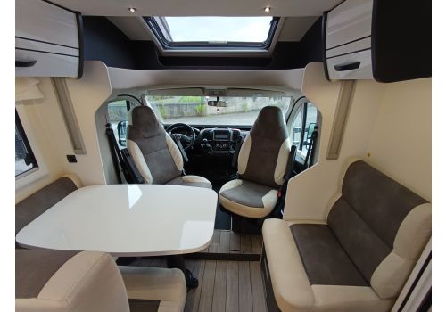 Low Profile Motorhome MC LOUIS MC4 379 en Sale Occasion