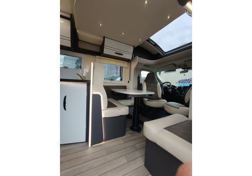 Low Profile Motorhome MC LOUIS MC4 379 en Sale Occasion