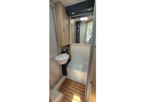 Low Profile Motorhome SUNLIGHT T58 Adventure Edition Modelo 2025 en Catalog