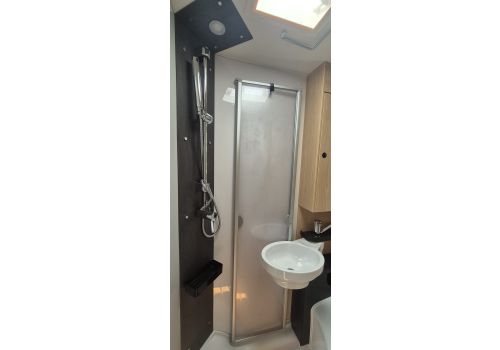 Low Profile Motorhome SUNLIGHT T58 Adventure Edition Modelo 2025 en Catalog