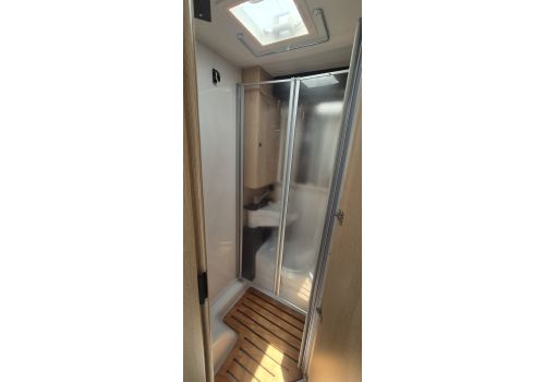 Low Profile Motorhome SUNLIGHT T58 Adventure Edition Modelo 2025 en Catalog