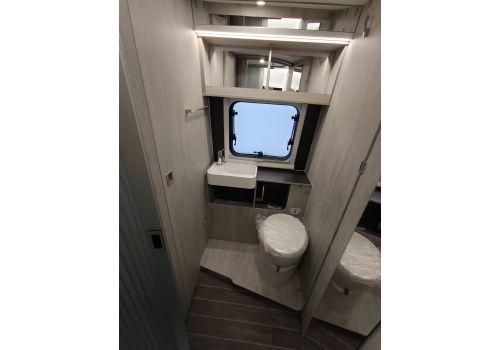Camper Van ROLLER TEAM Livingstone Sport 7 Active en Sale Occasion
