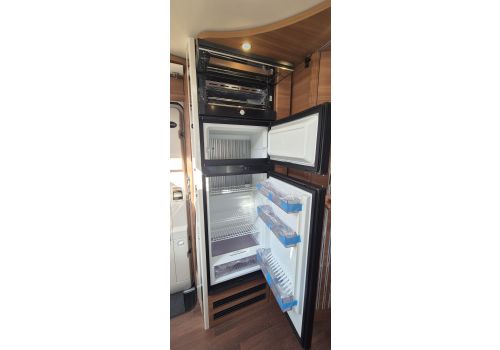 Integral Motorhome CARTHAGO Chic C-line I 6.2 XL QB en Sale Occasion